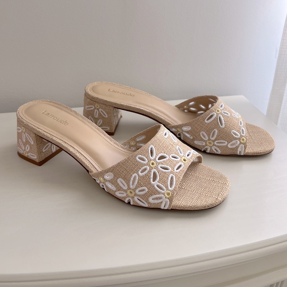 Brigitte Mule In Beige Raffia